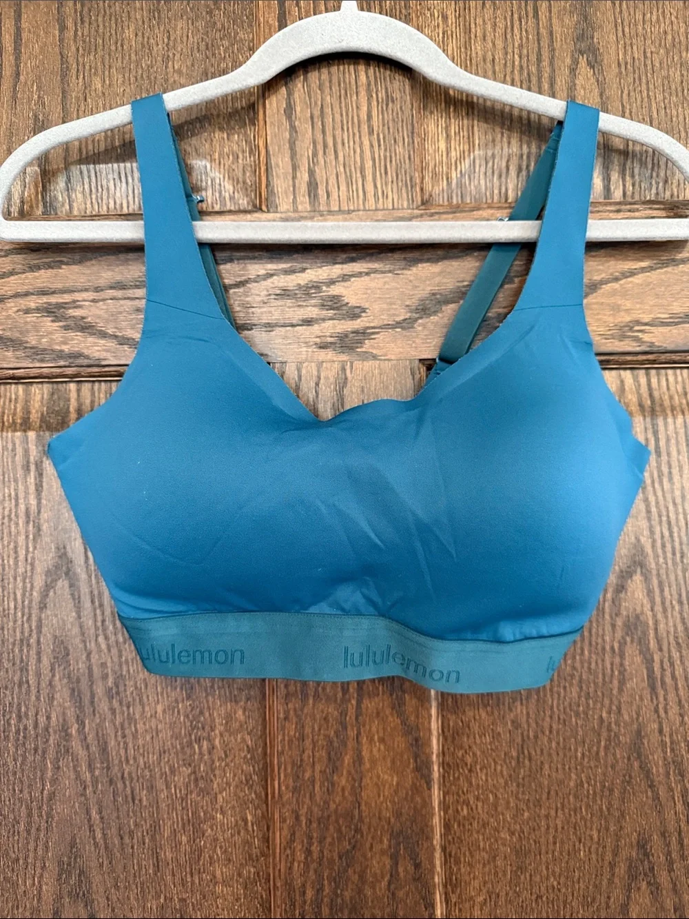 lululemon athletica Teal Blue Fine Form Sports Bra 32DD